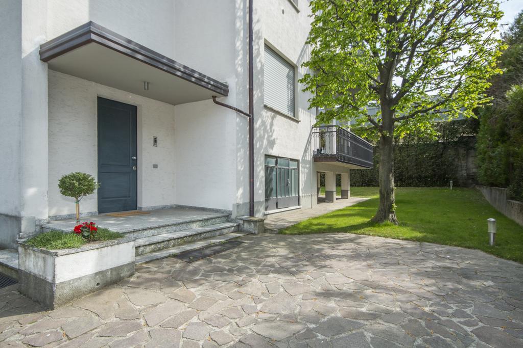 Casa Foscolo Apartment Villa Guardia Exterior foto