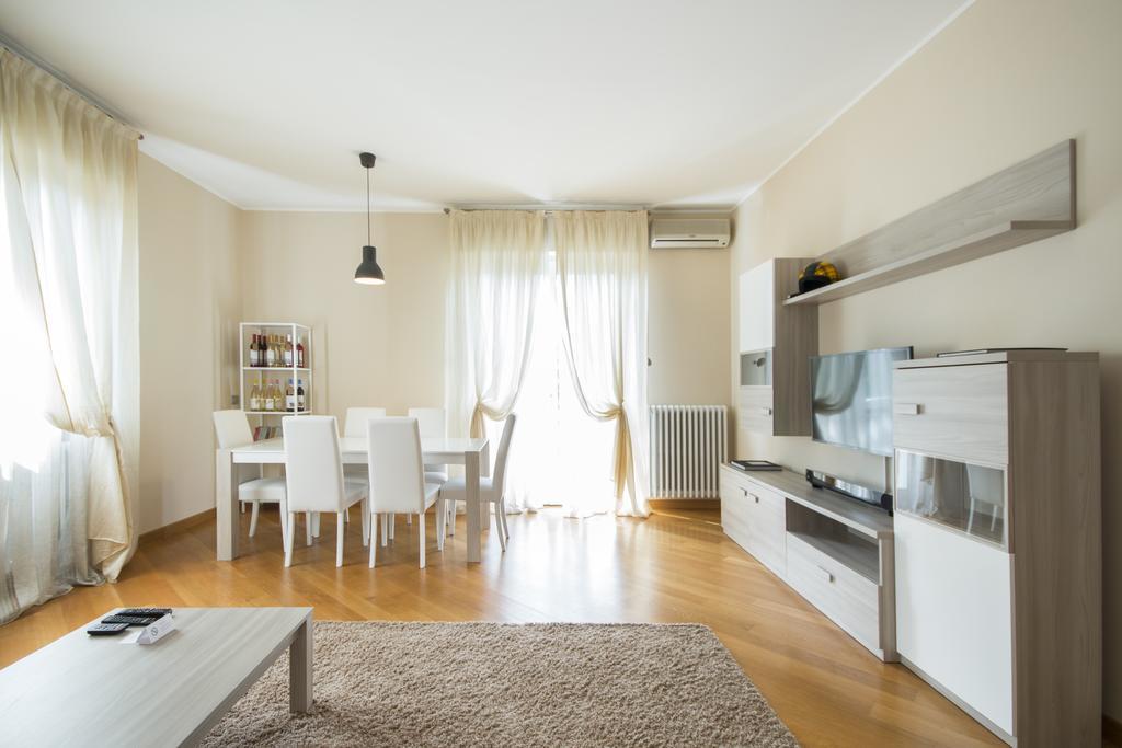 Casa Foscolo Apartment Villa Guardia Exterior foto